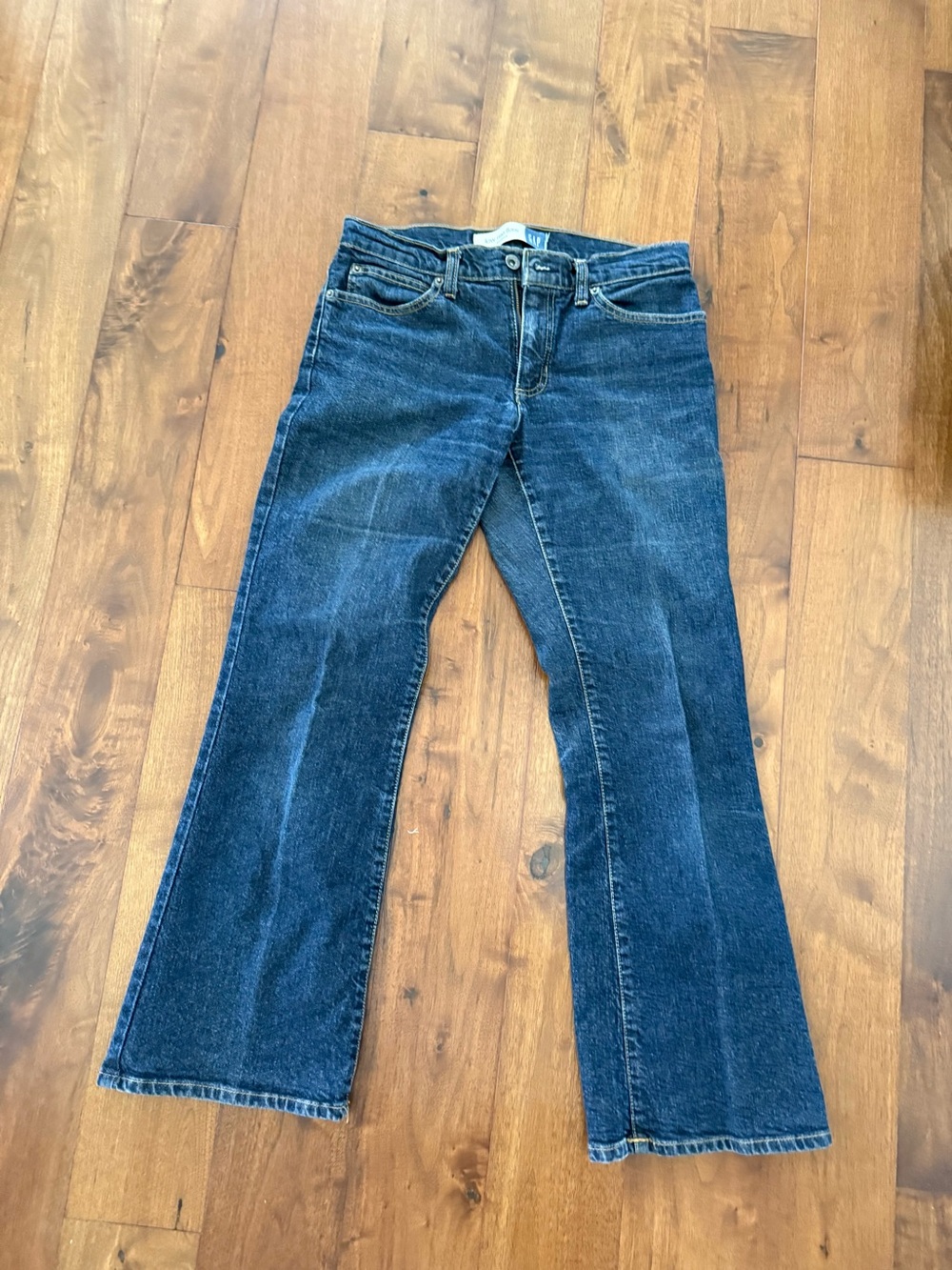 Vintage Y2K GAP Low Rise Flare Jeans Dark Wash Size 6 Ankle
